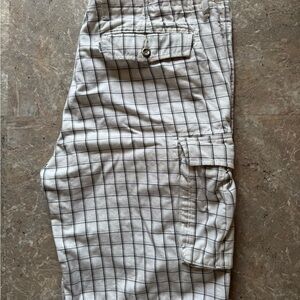 Levi's White Cargo Shorts 38x11